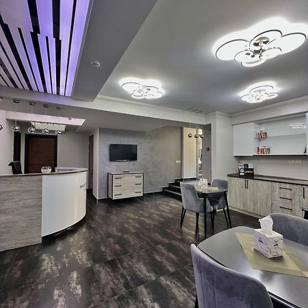 יירבאן Mashtots Hotel מראה חיצוני תמונה