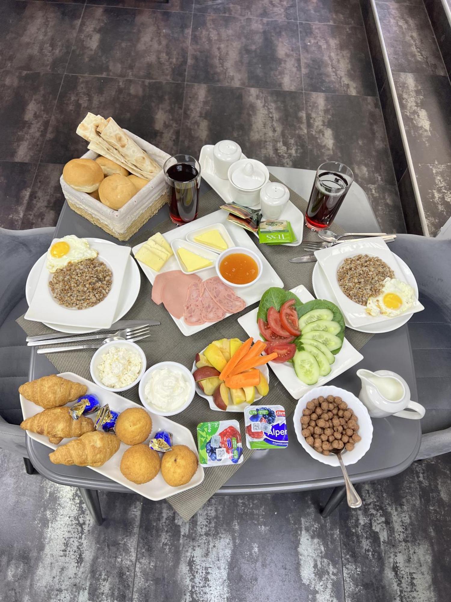 יירבאן Mashtots Hotel מראה חיצוני תמונה