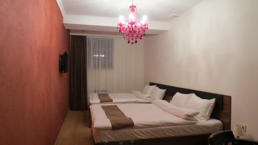 יירבאן Mashtots Hotel מראה חיצוני תמונה